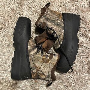 Ozark‎ Trail Thinsulate  Camouflage Boots